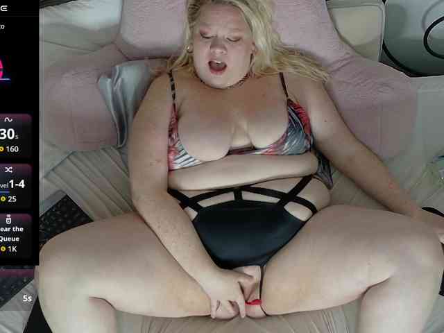 Siennaluxx webcam