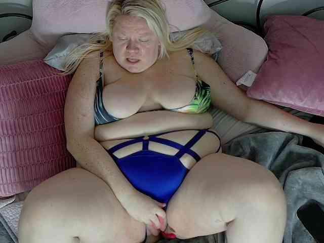 Siennaluxx webcam
