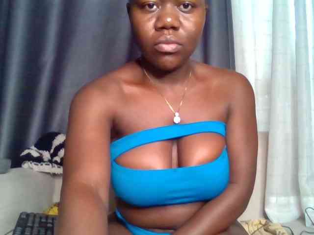 Melanin-pixie webcam