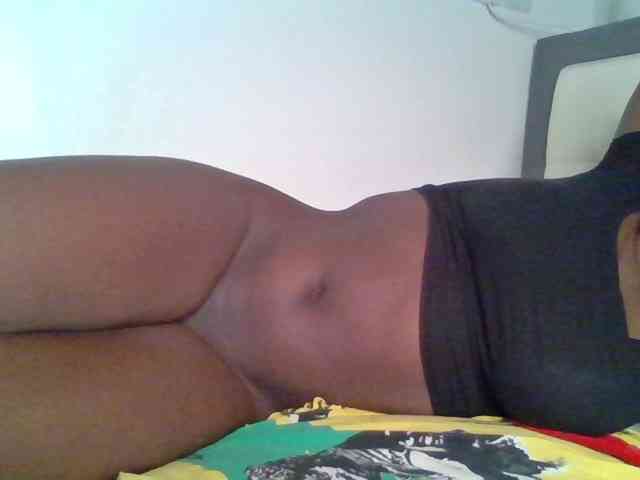 Melanin-pixie webcam