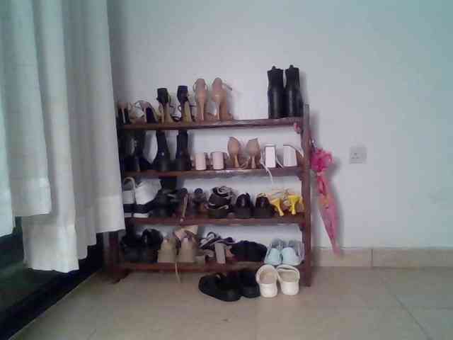 Melanin-pixie webcam