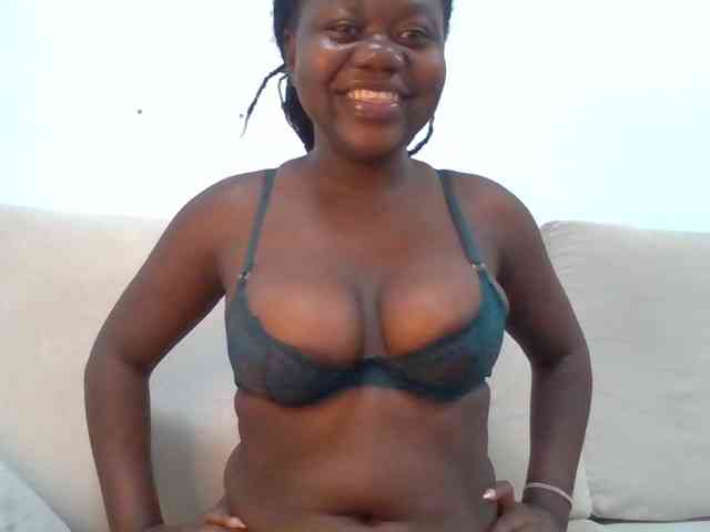 Melanin-pixie webcam