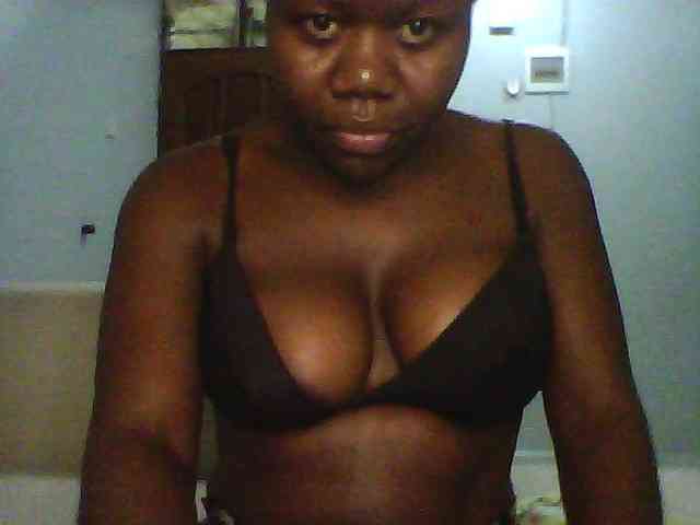 Melanin-pixie webcam