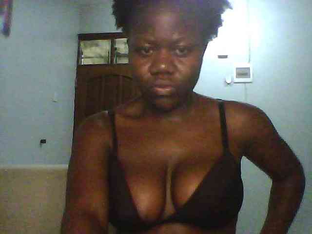 Melanin-pixie webcam