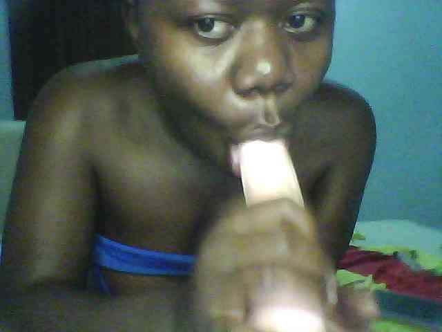 Melanin-pixie webcam