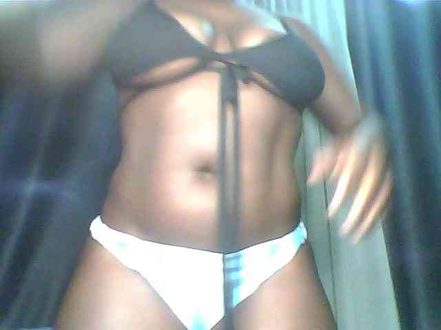 Melanin-pixie webcam
