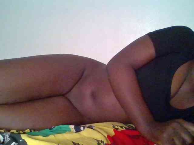 Melanin-pixie webcam