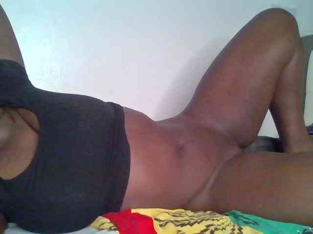 Melanin-pixie webcam