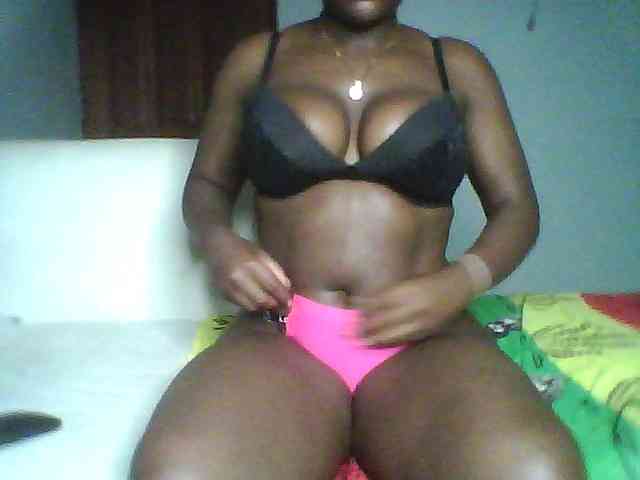 Melanin-pixie webcam