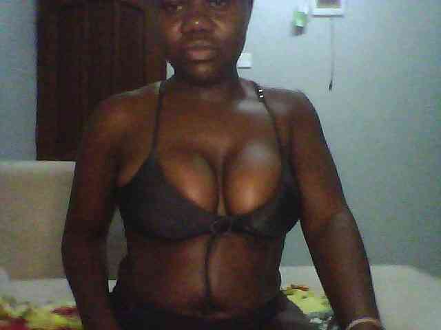 Melanin-pixie webcam