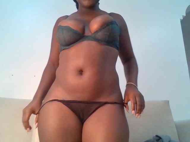 Melanin-pixie webcam