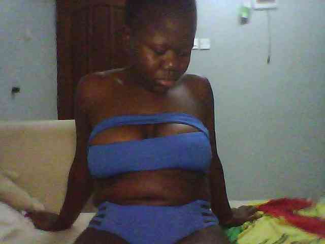 Melanin-pixie webcam