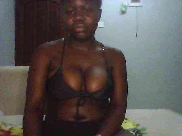 Melanin-pixie webcam