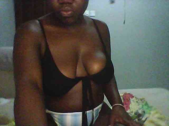 Melanin-pixie webcam