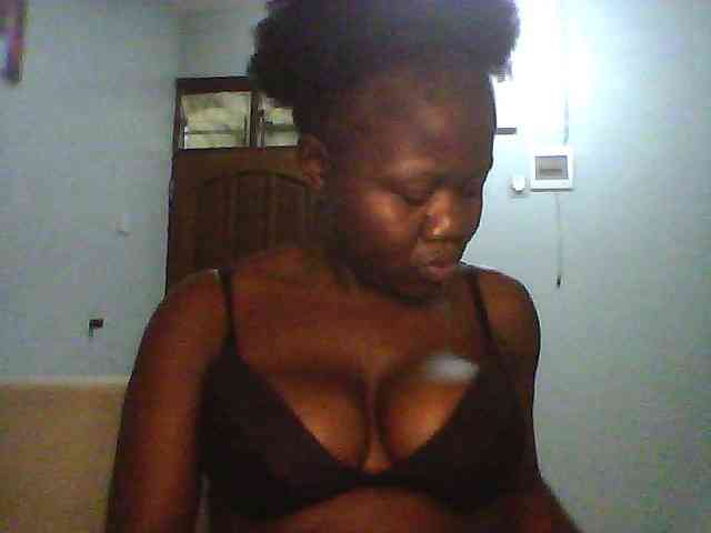 Melanin-pixie webcam