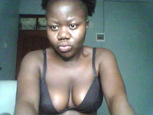 Melanin-pixie webcam