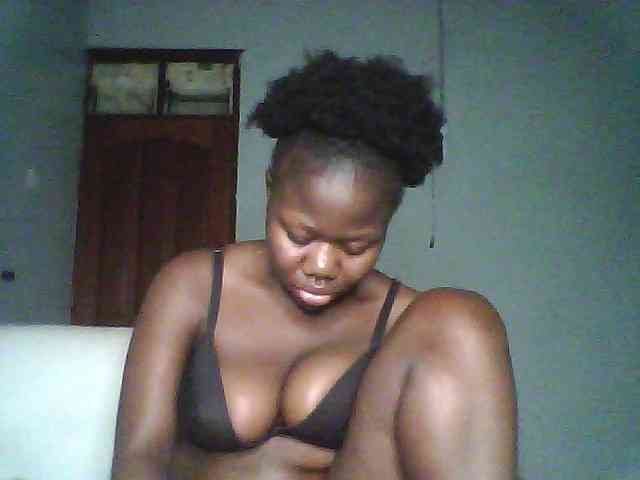Melanin-pixie webcam