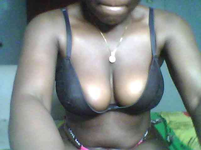 Melanin-pixie webcam
