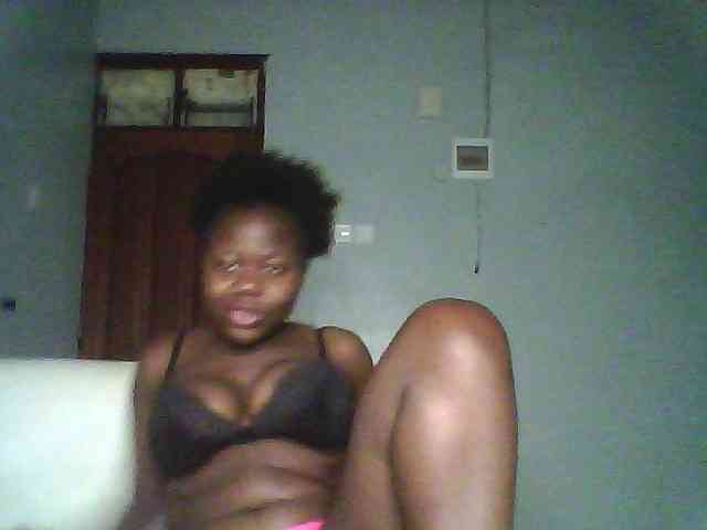 Melanin-pixie webcam