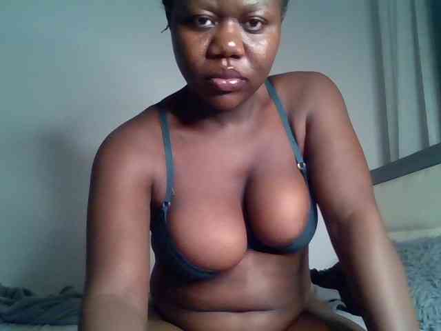 Melanin-pixie webcam
