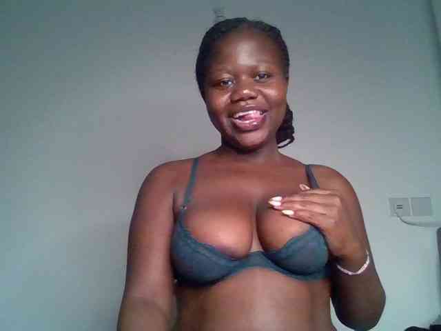 Melanin-pixie webcam