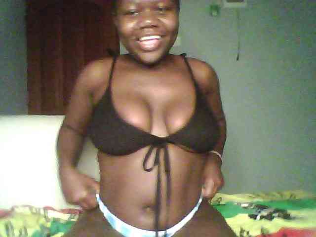 Melanin-pixie webcam
