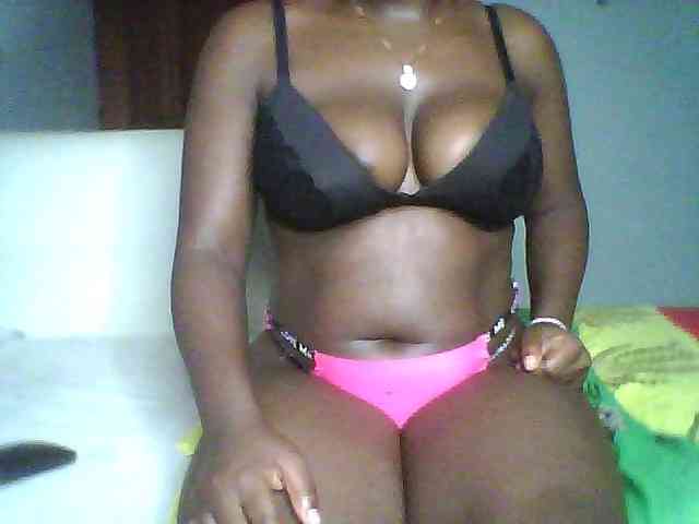 Melanin-pixie webcam