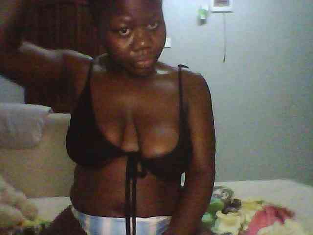 Melanin-pixie webcam