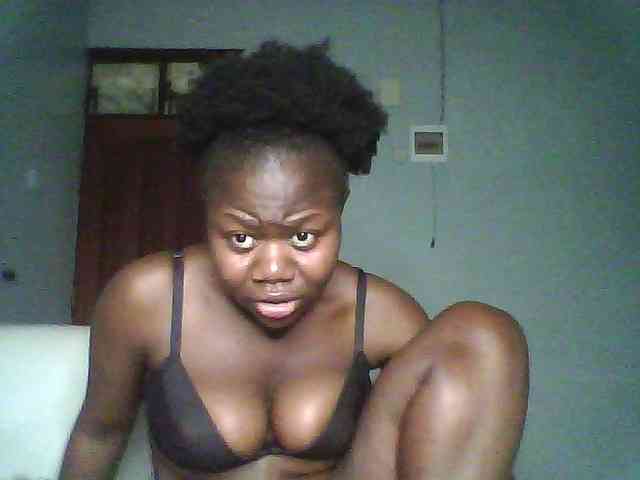 Melanin-pixie webcam