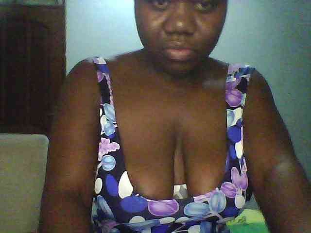 Melanin-pixie webcam