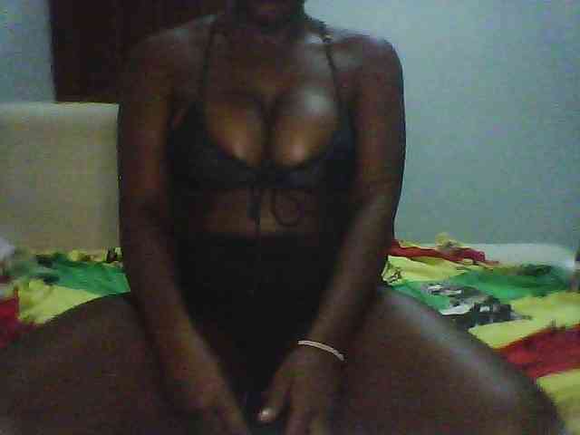 Melanin-pixie webcam