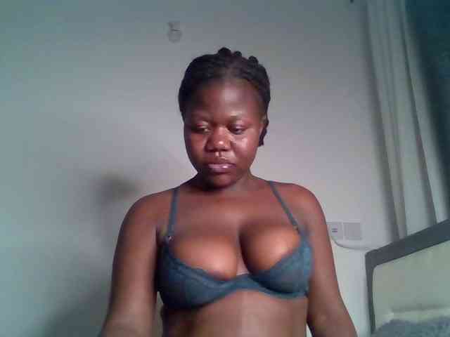 Melanin-pixie webcam