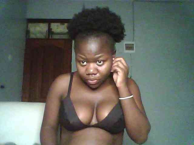 Melanin-pixie webcam