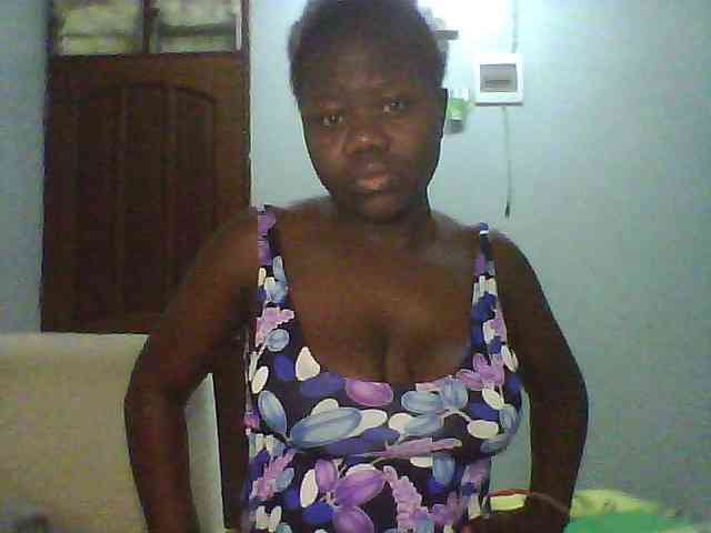 Melanin-pixie webcam
