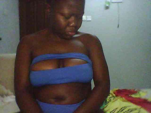 Melanin-pixie webcam