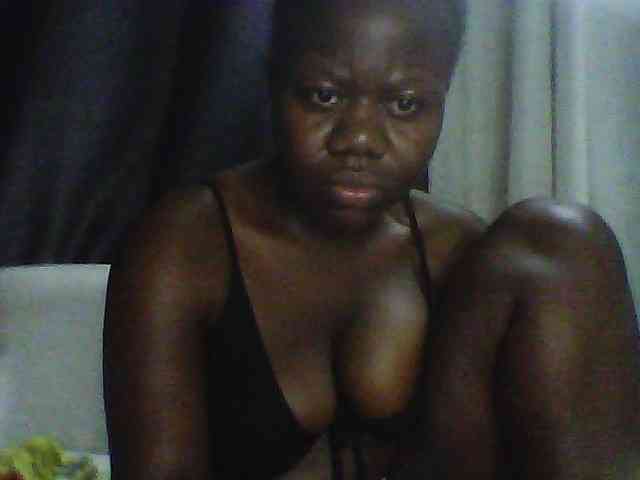 Melanin-pixie webcam