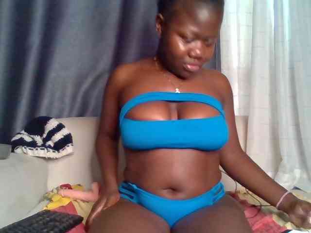Melanin-pixie webcam