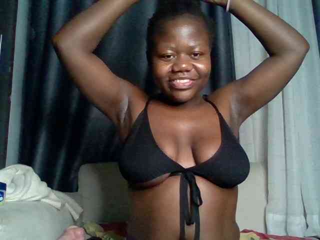 Melanin-pixie webcam