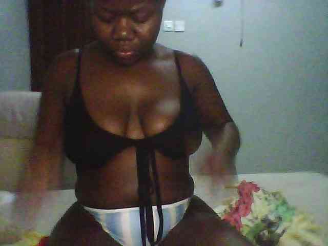 Melanin-pixie webcam