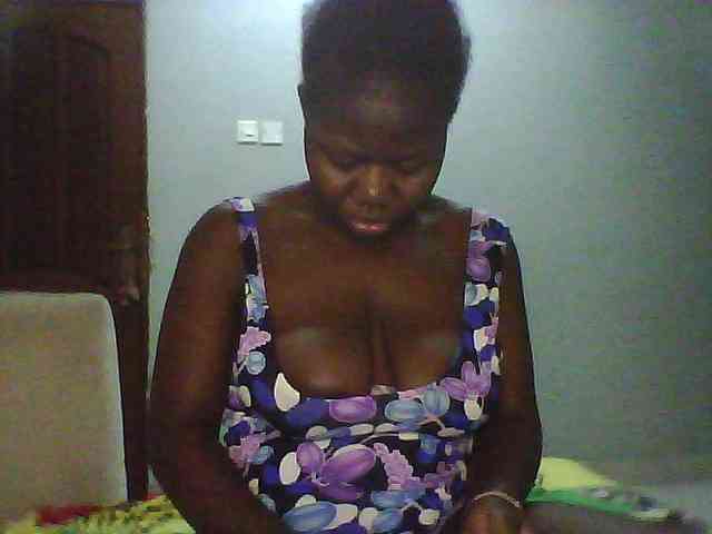 Melanin-pixie webcam