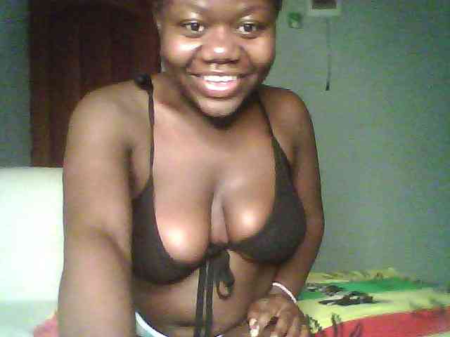 Melanin-pixie webcam