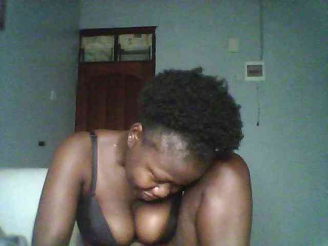 Melanin-pixie webcam