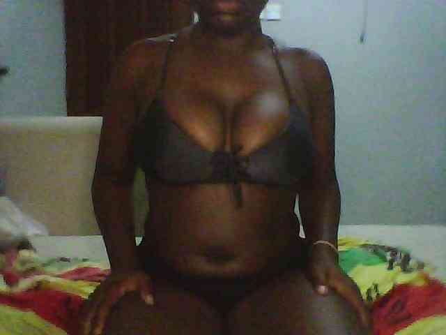 Melanin-pixie webcam