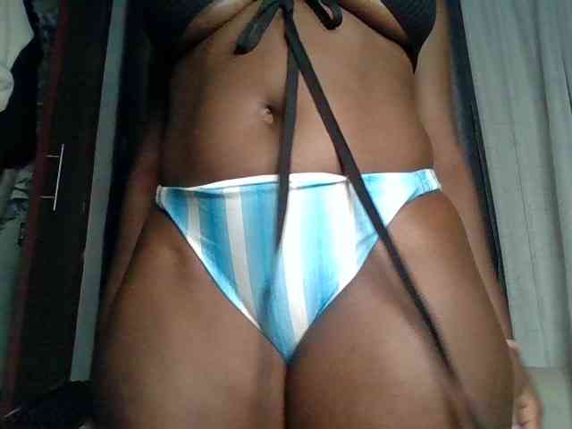 Melanin-pixie webcam