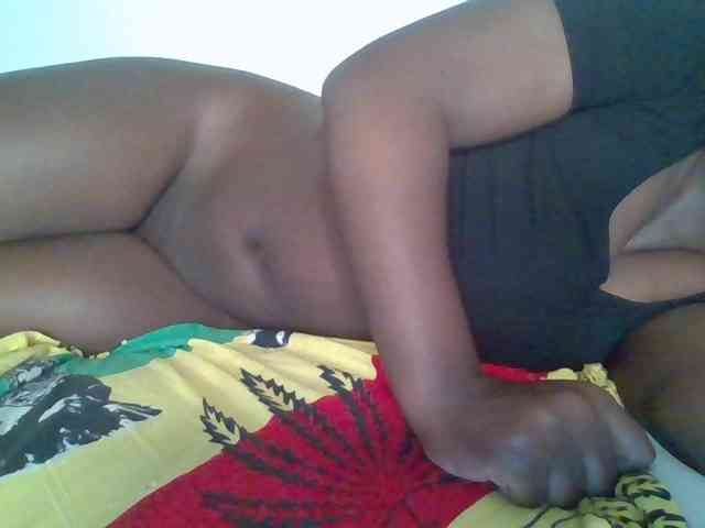 Melanin-pixie webcam