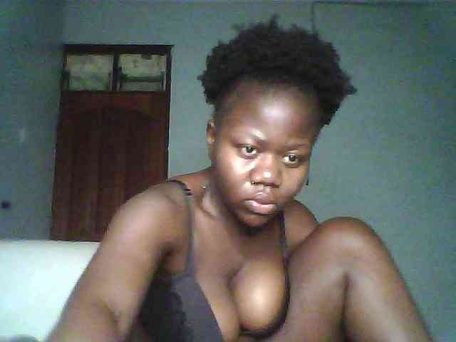 Melanin-pixie webcam