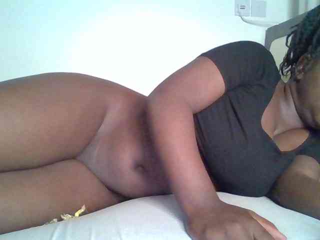 Melanin-pixie webcam