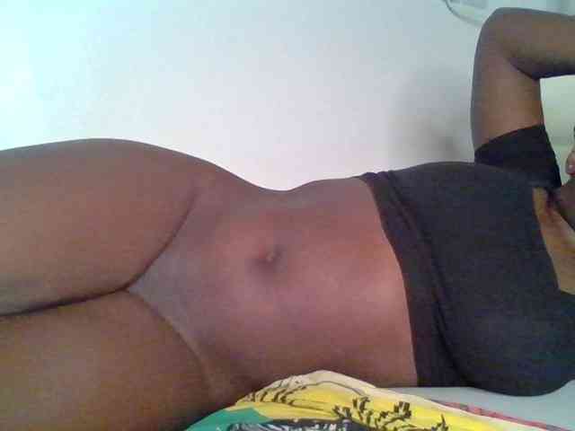 Melanin-pixie webcam