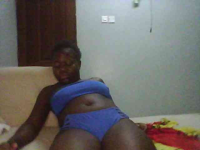 Melanin-pixie webcam