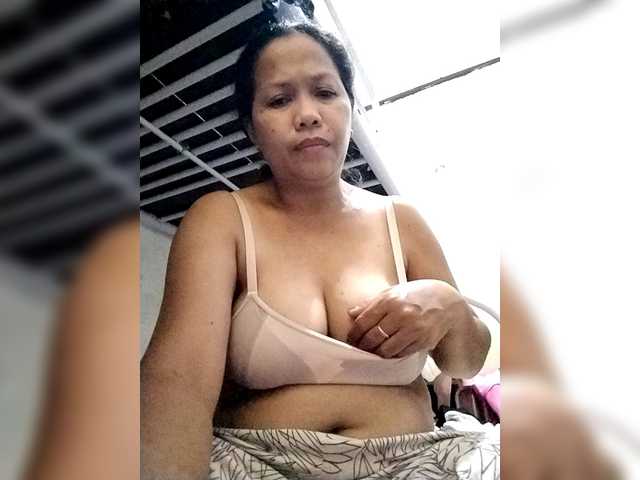 Chatty22's BongaCams show and profile